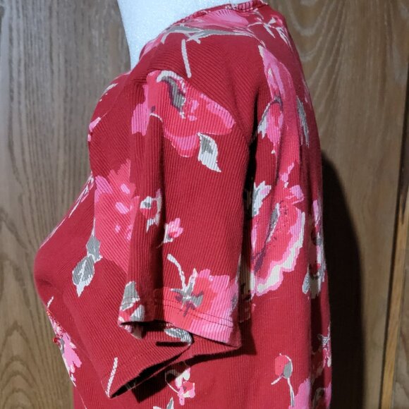 Women’s Casual Red Flowered Blouse – Medium (Imported) - Picture 5 of 6